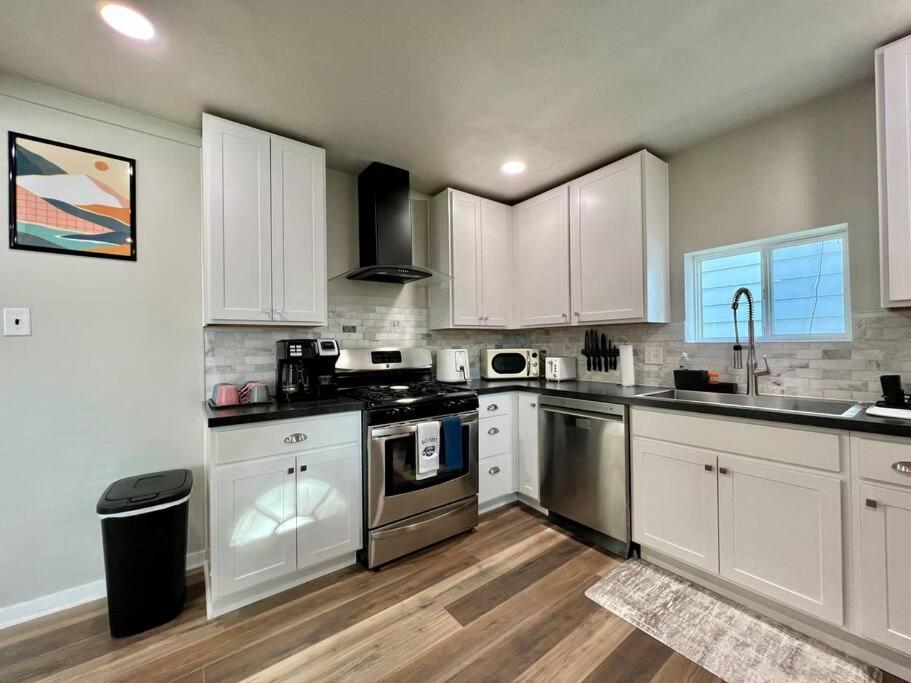 Modern Style Home Near Dt Indy & Major Attractions 인디애나폴리스 외부 사진